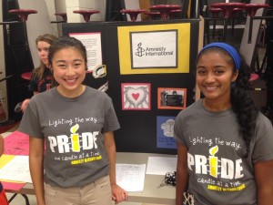 Students Tiffany Zhai '14 and Janani Perera '14 