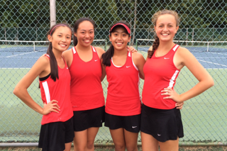 Left to Right: Cailyn Chow ‘16, Serena Lam ‘16, Alexis Cao ‘17, Gabby Shvartsman ‘16