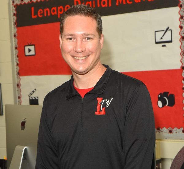 Navigation to Story: Teacher Spotlight: Mr. Ebbeson